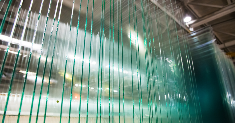 Qual Material Utilizado para Fabricação do Vidro