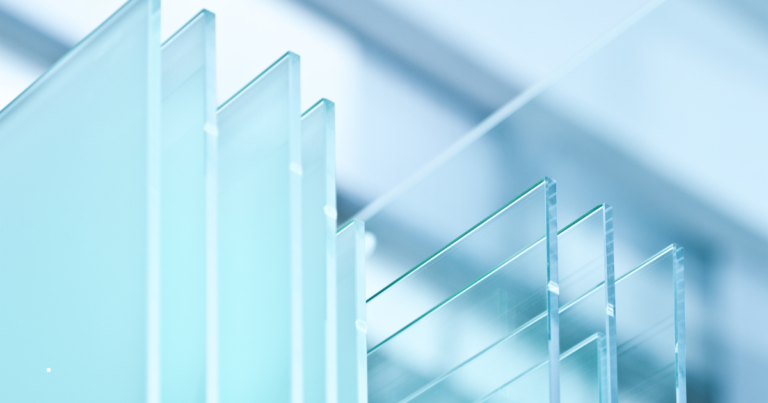 Qual a diferença entre o vidro temperado e o termoendurecido?