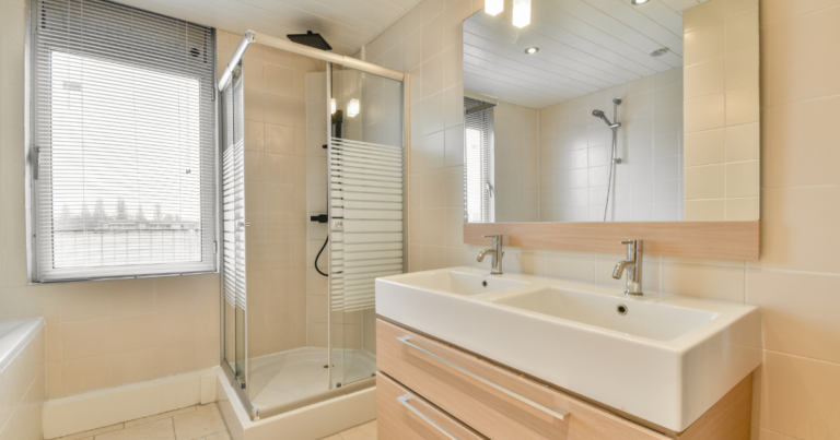 5 dicas para conservar o box do banheiro